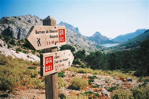 Walking in Mallorca | Walking trails Mallorca | Hiking GR221 Mallorca