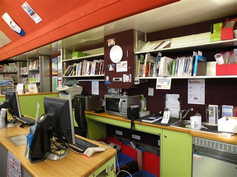 Mobile library interior 02 | State Library of NSW Public Library ...