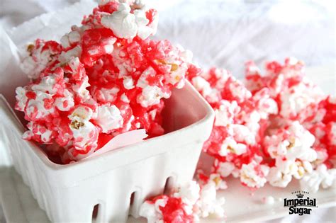 Strawberry Popcorn | Imperial Sugar