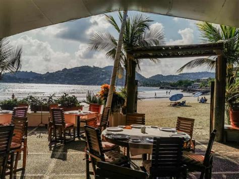 21 Best Restaurants in Zihuatanejo Mexico in 2024