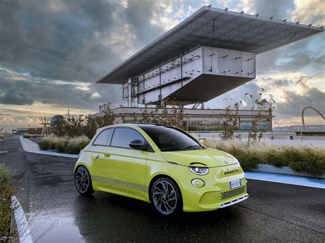 2023 Abarth 500e EV Revealed, Coming to Australia in 2023 | Man of Many