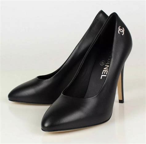 Chanel Classic Black Leather CC Silver Logo Pumps Shoes – Miami Lux ...