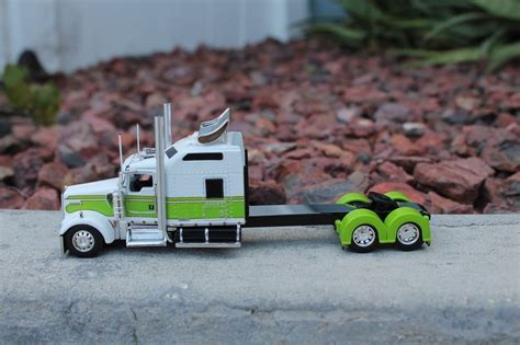 8 Photos Custom Kenworth Toy Trucks And Review - Alqu Blog