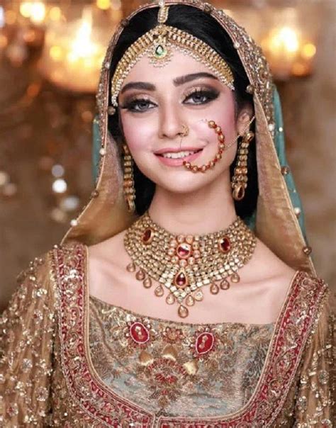 Traditional Indian Bridal Makeup Looks That You Must Know as A Bride ...