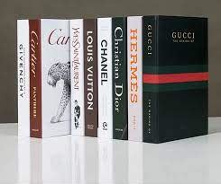 B5 GUCCI Box Type – Books