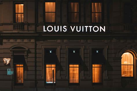 Louis Vuitton Unveils its First Chocolate Boutique in Singapore - Luxuri