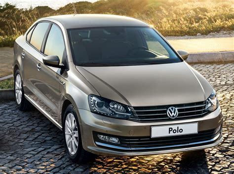 VW Polo Sedan 2016 chega com facelift na Europa - fotos