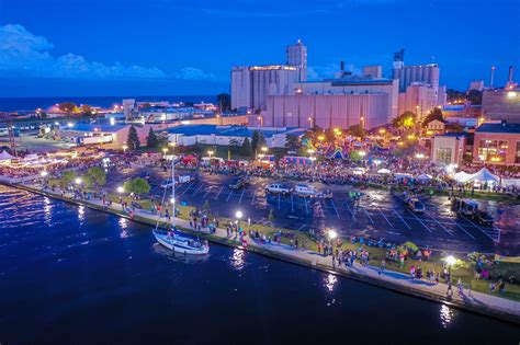 Downtown Manitowoc