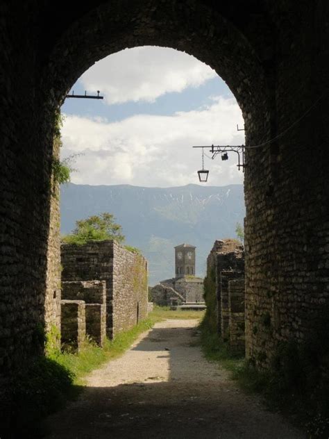 Gjirokaster Castle | Castle, English castles, House tank