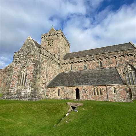 Iona Abbey, Scotland - Historiette