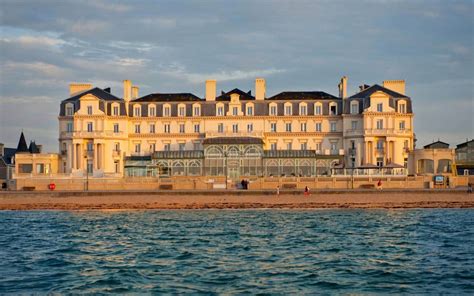 Grand Hôtel des Thermes ***** - Destination Saint-Malo