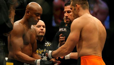 UFC free fight: Anderson Silva vs. Rich Franklin 1