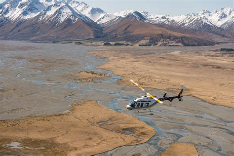 Air Safaris | Tekapo Helicopter Flights | Mt Cook Scenic Helicopter Flights