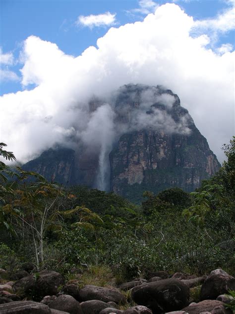 Canaima National Park Tourist Attractions, Facts & Location