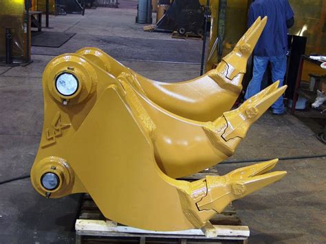 Ripper Shank for Excavator | Leading Edge Attachments, Inc