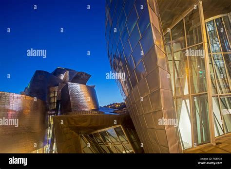 Night, Guggenheim Museum, Bilbao, Spain Stock Photo - Alamy