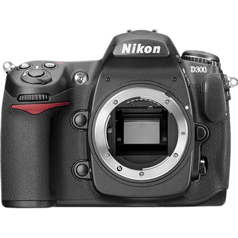 Nikon D300 vs D300s (Which is Better in 2024?)