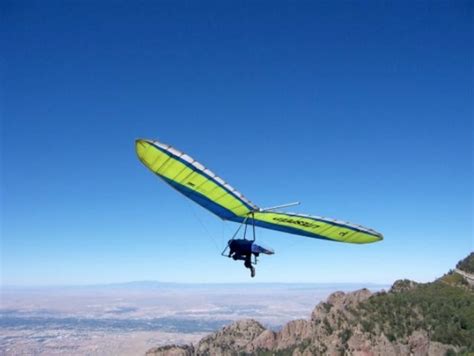 Hang Gliding – Friends of the Sandia Mountains