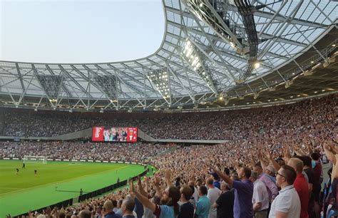 Premier League Stadiums - England - The Stadium Guide