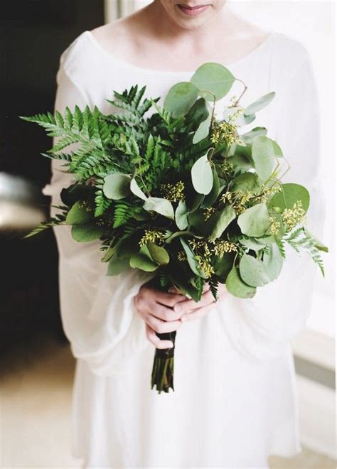 20+ Wonderful Silver Dollar Eucalyptus Wedding Bouquet Ideas | Zielony ślub