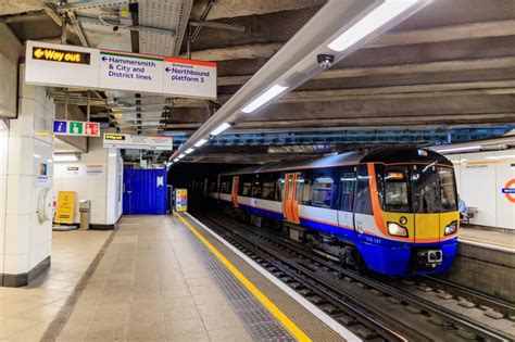 London Overground customers 'paying extra fares' as TfL urged to ...