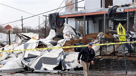 Rescue teams search for tornado victims in Tennessee | Fox News Video