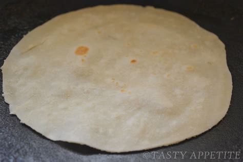 Homemade Tortillas and Tomato Salsa | Tasty Appetite