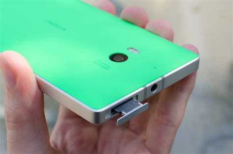 Nokia Lumia 930 Review Photo Gallery - TechSpot