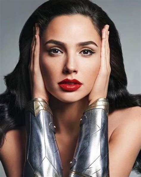 Gal Gadot's Makeup Artist FINALLY Shares The Secret to Wonder Woman's ...