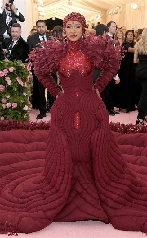 Photos from 2019 Met Gala Red Carpet Fashion