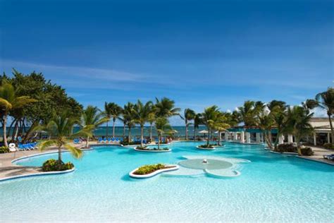 Amazing family all inclusive - Review of Coconut Bay Beach Resort & Spa ...