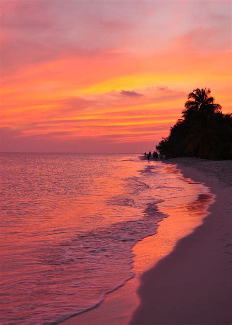 Sunset, Kuredu, Maldives | Sunset pictures, Maldives, Beautiful sunrise