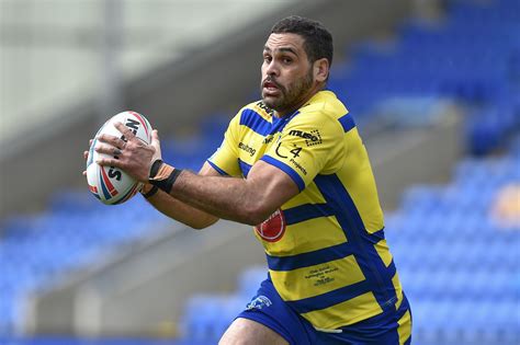 In pictures: Greg Inglis shines on Warrington debut | LoveRugbyLeague