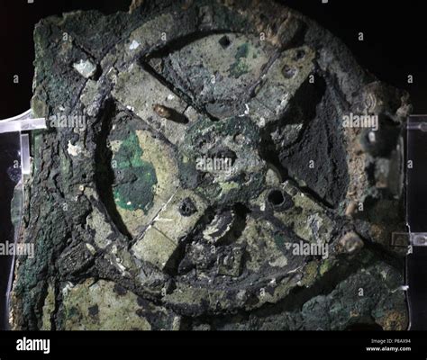 The Antikythera mechanism. Museum: National Archaeological Museum ...