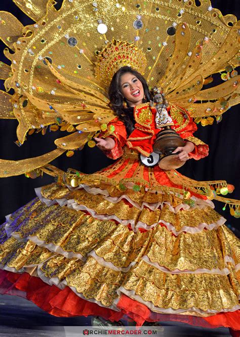 sinulog-2013-sto-nino-cebu-philippines-festival-queen-contingent ...