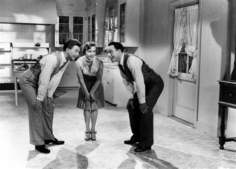 Donald O'Connor, Debbie Reynolds, & Gene Kelly in Singing in the Rain ...