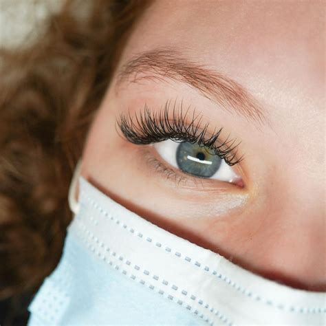 Lash Classes near me - Classic, Hybrid, and Volume Lash Classes Kansas City