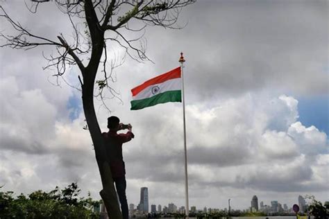 The first Independence Day 1947 Indian flag hoisted at Fort St George ...