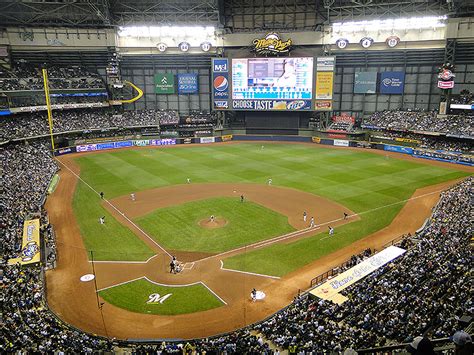 Karen Huff: Milwaukee Brewers Stadium Capacity