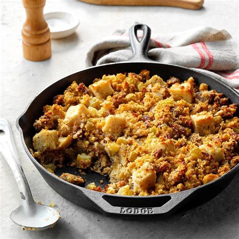 Deluxe Cornbread Stuffing Recipe: How to Make It