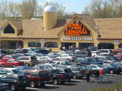 Stew Leonard's Store, 350 Jobs Coming To Paramus Park Mall | Paramus ...