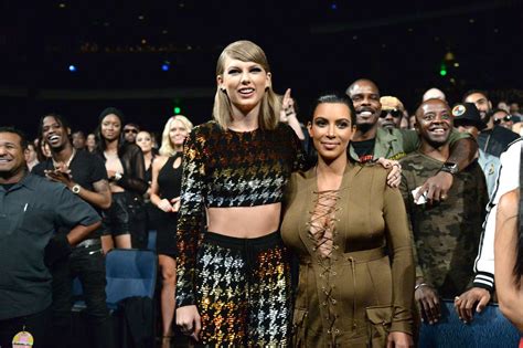 Sources Say Kim Kardashian Still Hasn't Apologized to Taylor Swift Over ...