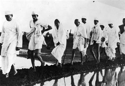 Rare and unseen pictures of Mahatma Gandhi | Gandhi, Mahatma gandhi ...