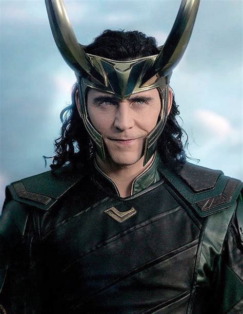 ʐƴɭįçę ɭįժժęɭɭ adlı kullanıcının MARVEL panosundaki Pin | Loki, Marvel ...