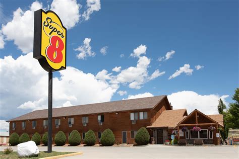 Super 8 by Wyndham Dubois | Dubois, WY Hotels