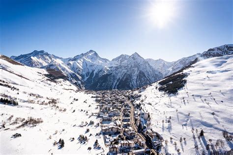 December in Deux Alpes: What's On & Weather | See2Alpes.com