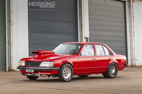 Tony Rohr's Twin Turbo Holden VH Commodore in Street Machine