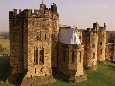 Visit | Alnwick Castle: Medieval Fortress Known to Many as Hogwarts ...