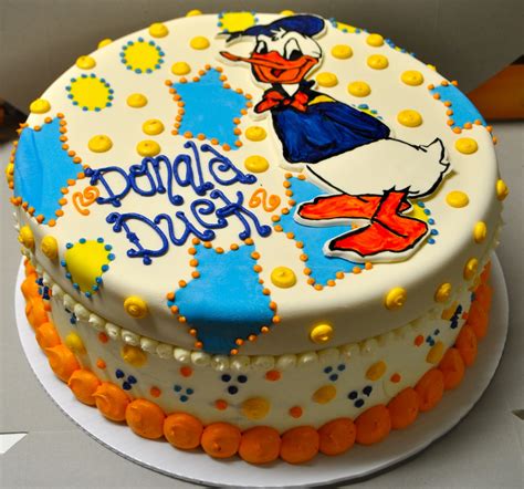 Donald Duck Cakes – Decoration Ideas | Little Birthday Cakes