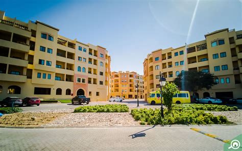 Pros & Cons of living in Mirdif - Dubai's best villa community - MyBayut